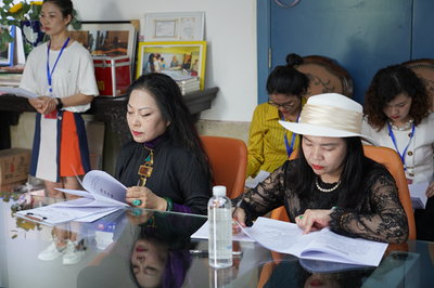 领航山城时尚，共绘艺术新篇——重庆女性文化促进会第二届会员大会胜利召开